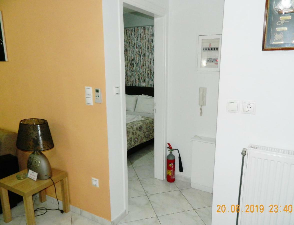 Stella'S Home Glyka Nera Dış mekan fotoğraf